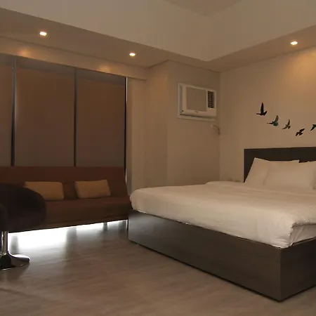 Mabolo Royal Hotel
